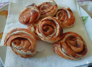 frissen sült milánói csiga leves tésztából